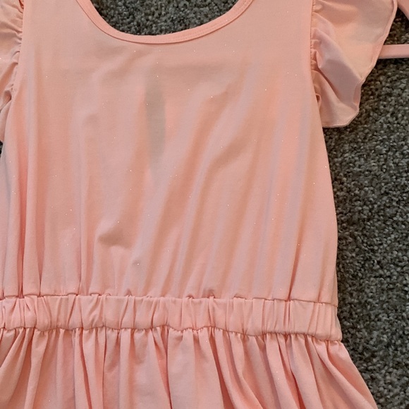 Soft pink dress with a delicate sparkle - Picture 2 of 3